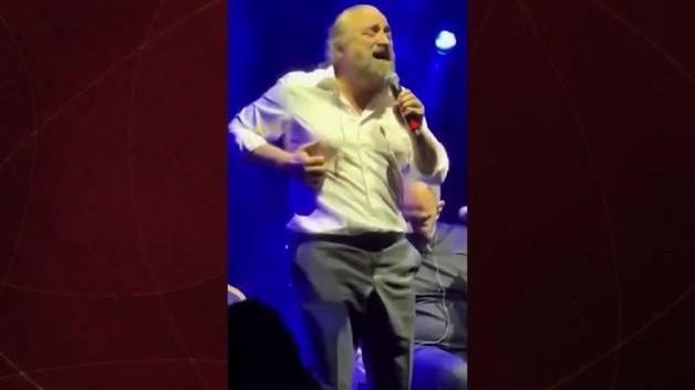 Volkan Konak’ın vefatına ilişkin yeni görüntü ortaya çıktı: Şarkı söylerken zorlandı Volkan Konak’ın vefatına ilişkin yeni görüntü ortaya çıktı: Şarkı söylerken zorlandı