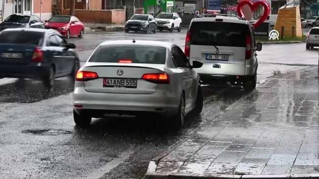 Meteorolojiden 11 il için şiddetli sağanak uyarısı uyarı!