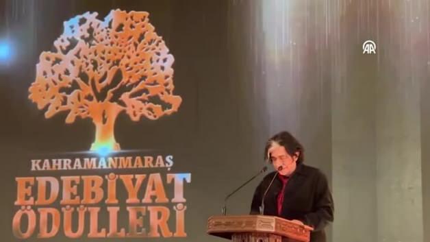 Okan Bayülgen’den duygulandıran ‘Filistinim’ şiiri Okan Bayülgen’den duygulandıran ‘Filistinim’ şiiri