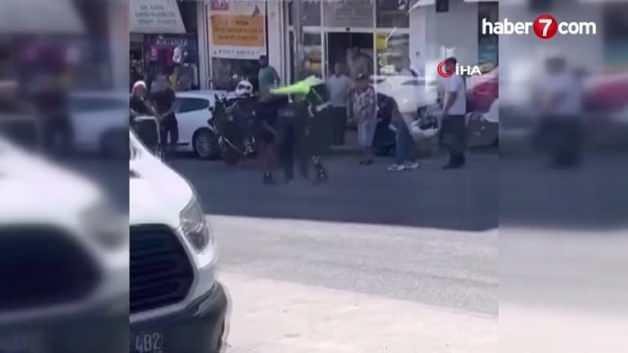 İzmir’de polise tekmeli yumruklu saldırı İzmir’de polise tekmeli yumruklu saldırı