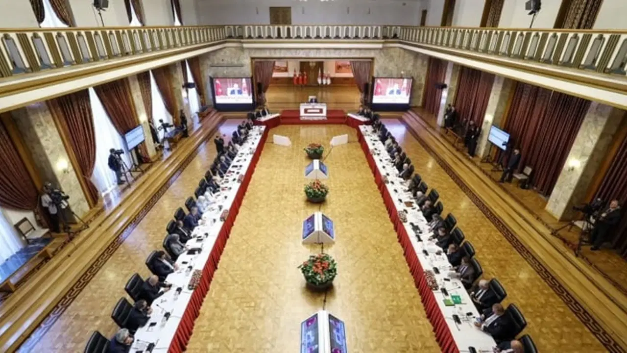 Kavga çıkmış, toplantıyı terk etmişlerdi: DEM Parti’den ‘komisyon’ açıklaması geldi! – Son Dakika Siyaset Haberleri