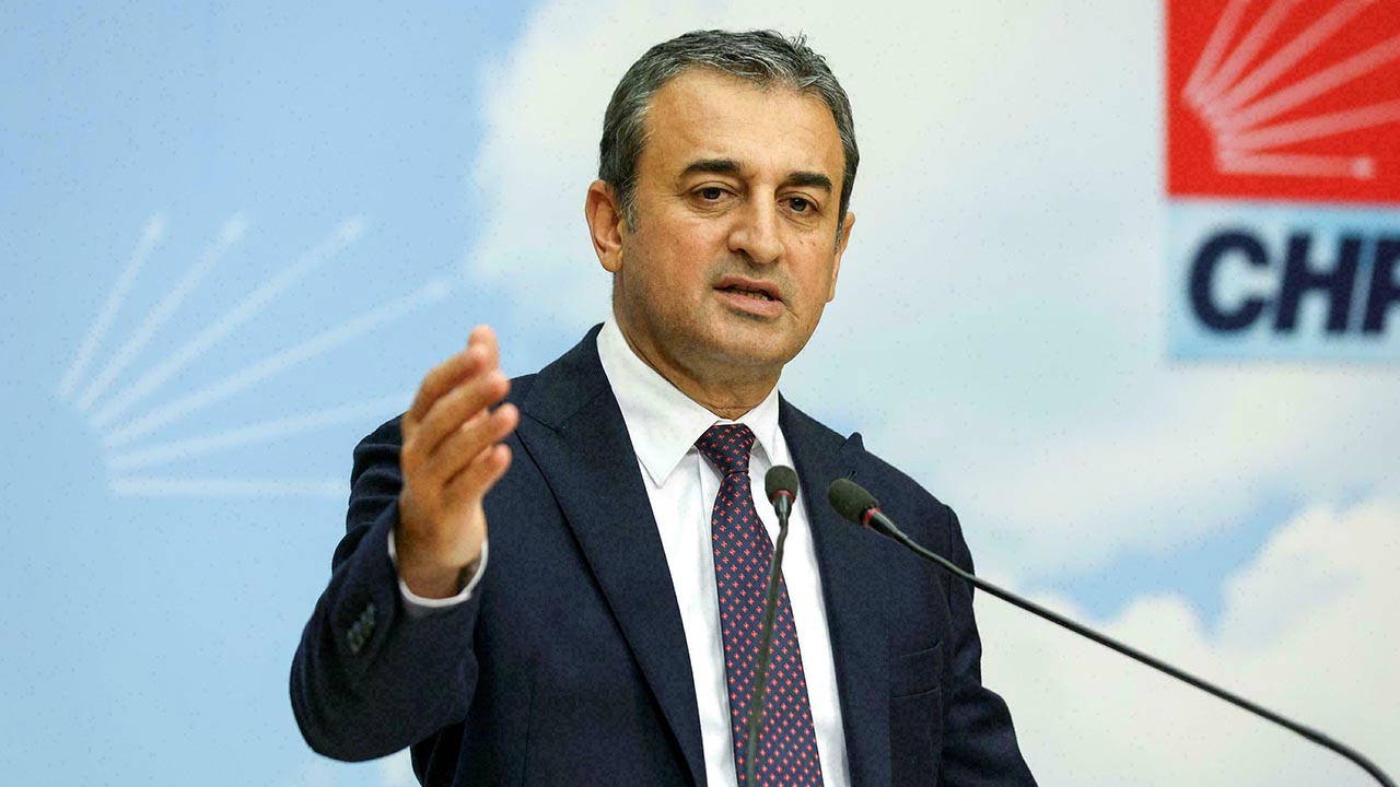 CHP’li Burhanettin Bulut’tan kayyum Gürsel Tekin’e tepki: ”Polis eşliğinde il binasına girmem’ diyen bir kayyum vardı?’ – Son Dakika Siyaset Haberleri CHP’li Burhanettin Bulut’tan kayyum Gürsel Tekin’e tepki: ”Polis eşliğinde il binasına girmem’ diyen bir kayyum vardı?’ – Son Dakika Siyaset Haberleri