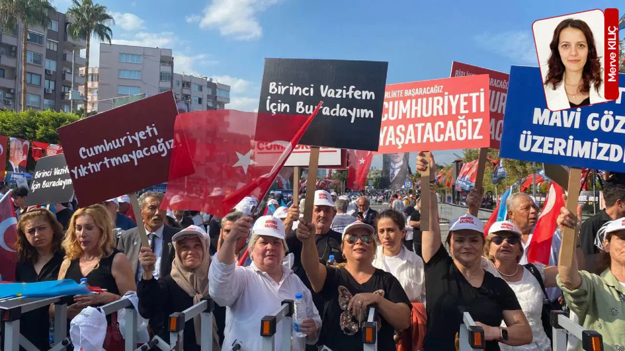 İYİ Parti’den Mersin’de gövde gösterisi: ‘Türkiye’yi böldürtmeyeceğiz’ – Son Dakika Siyaset Haberleri