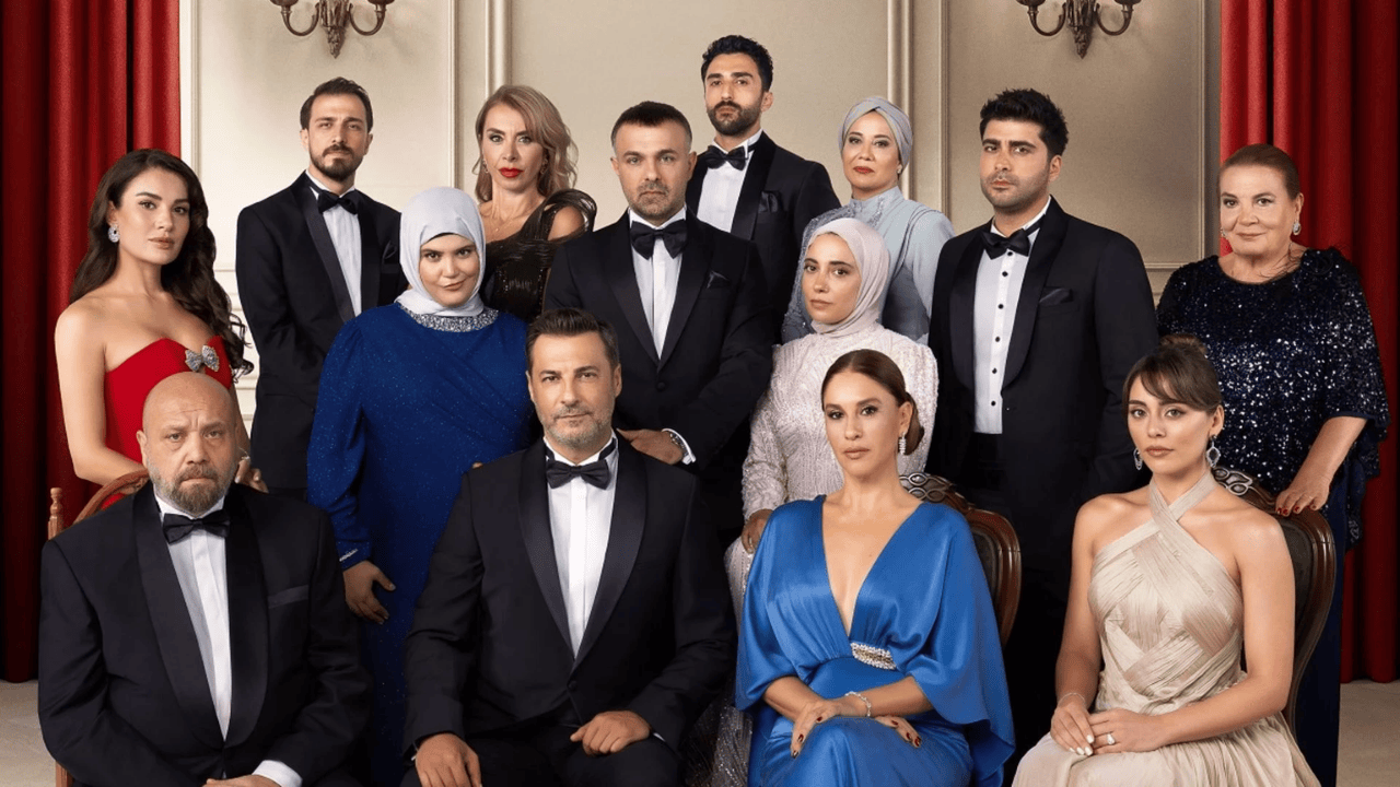 “Kızılcık Şerbeti” 4. Sezonuyla Geri Dönüyor!