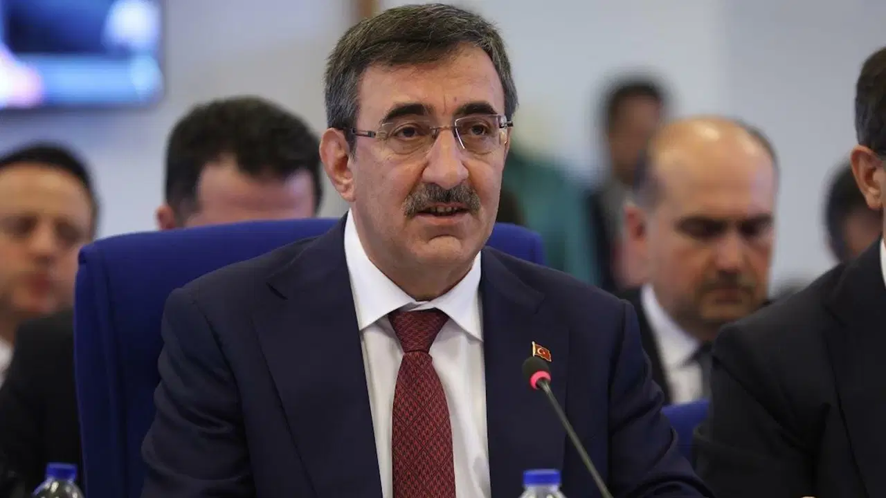 Cumhurbaşkanı Yardımcısı Cevdet Yılmaz saat verdi: ‘Yarın saat 09.00’da açıklıyoruz’ – Son Dakika Siyaset Haberleri