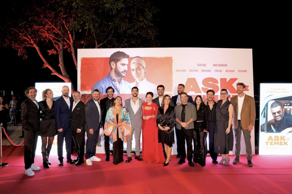 Merakla beklenen ve sezonun en eğlenceli yapımlarından biri olan “Aşk ve Yemek” filminin galası gerçekleşti!